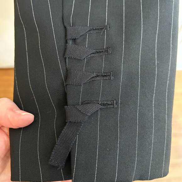 Ann Taylor Pin-Striped, Black Blazer, Sz 6 - Picture 4 of 9